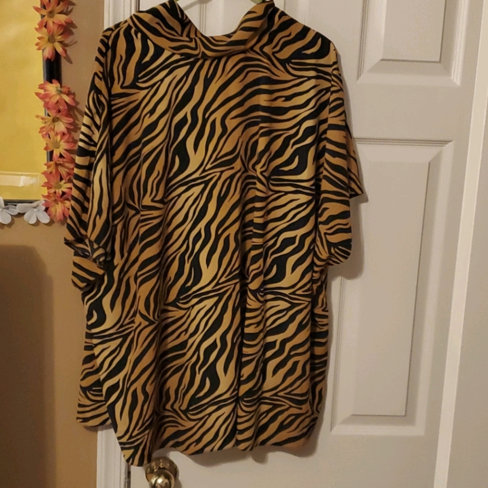 Asos  blouse size 26 in good condition